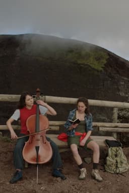 L’ambasciatore, la danzatrice e il vulcano