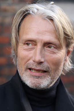 Mads Mikkelsen
