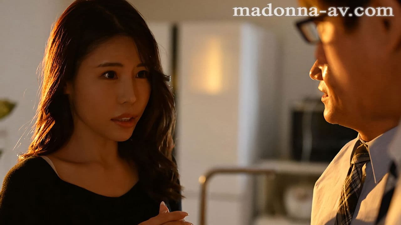 JUR-142 ヌードモデルNTR 上司と羞恥に溺れた妻の衝撃的浮気映像 瑶真由香