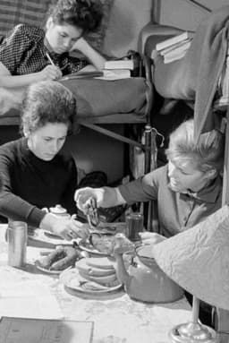 Girls from "Nawojka"