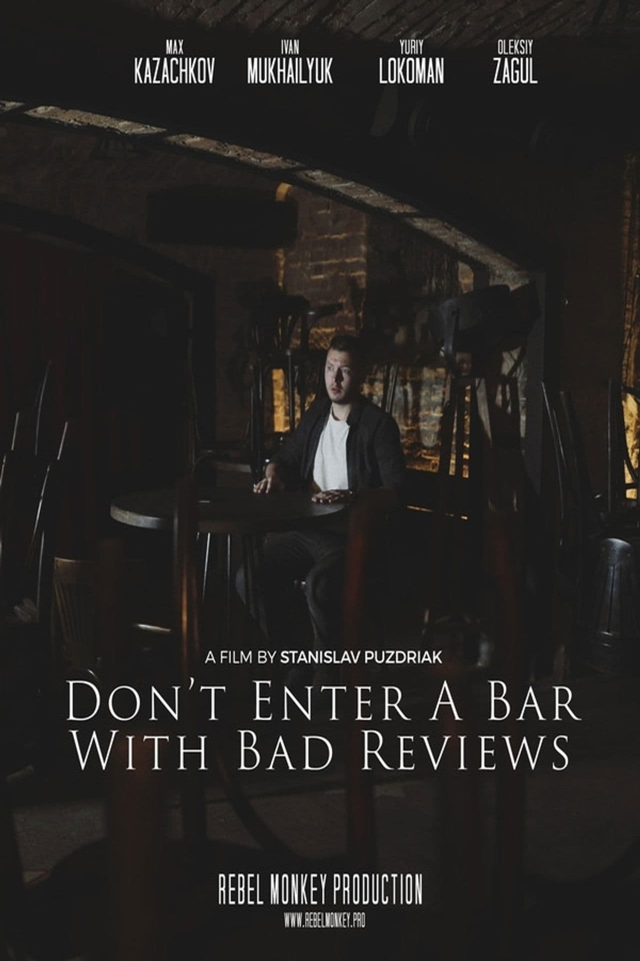 Don't Enter a Bar with Bad Reviews