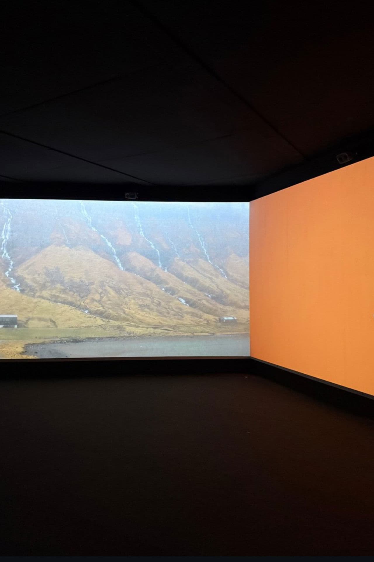 Watching a Minute for a Minute