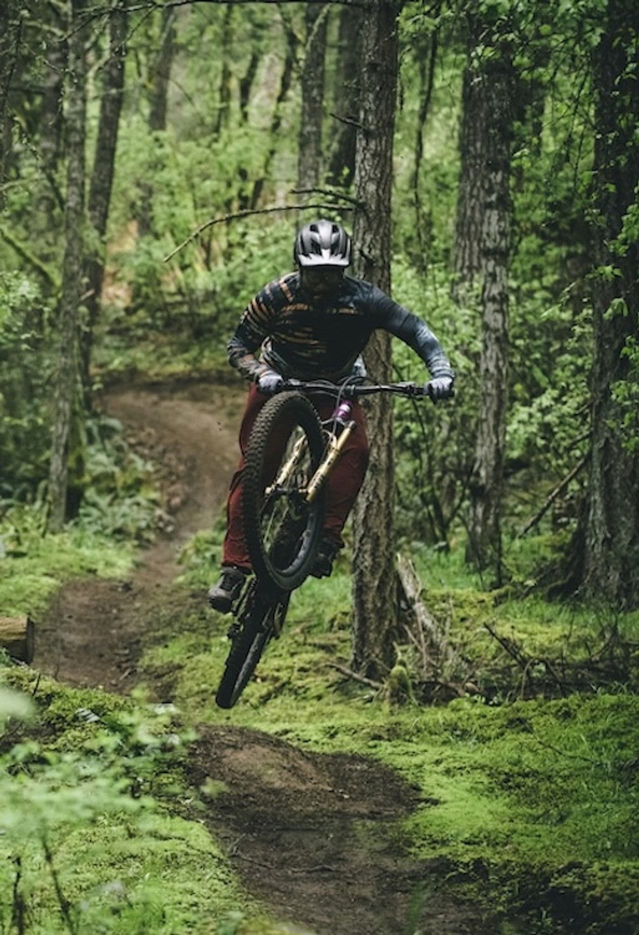 Eliot Jackson - Drop the Mic