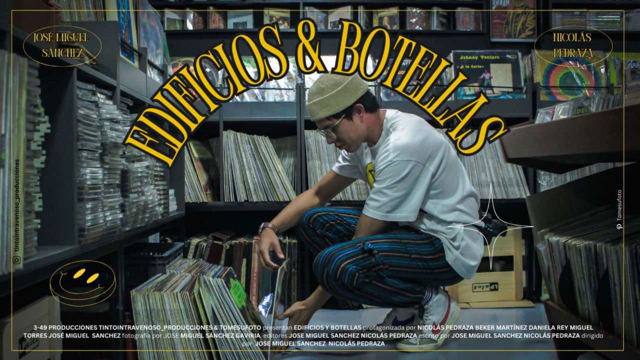 Edificios Y Botellas