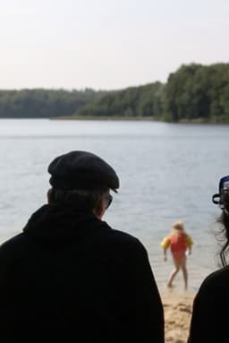 Eyes Wide, Eyes Shut