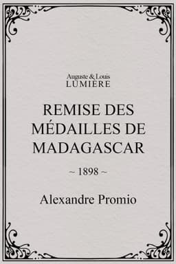 Remise des médailles de Madagascar