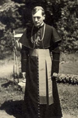 A püspök reggelije - Márton Áron első ötven éve