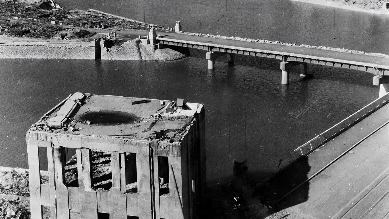 Under the Cloud of Hiroshima