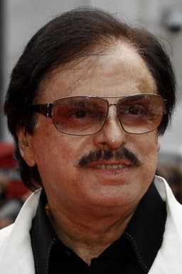Sanjay Khan